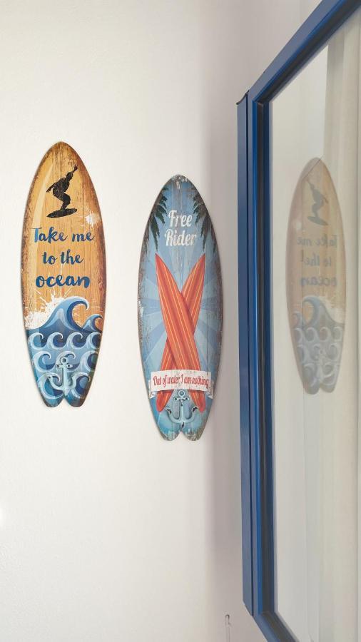Red Star Surf & Yoga Camp Lanzarote Pansiyon Famara Dış mekan fotoğraf